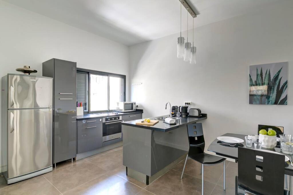 Calm And Spacious 3bdr Near Bograshov Apartment Tel Aviv-Jaffa